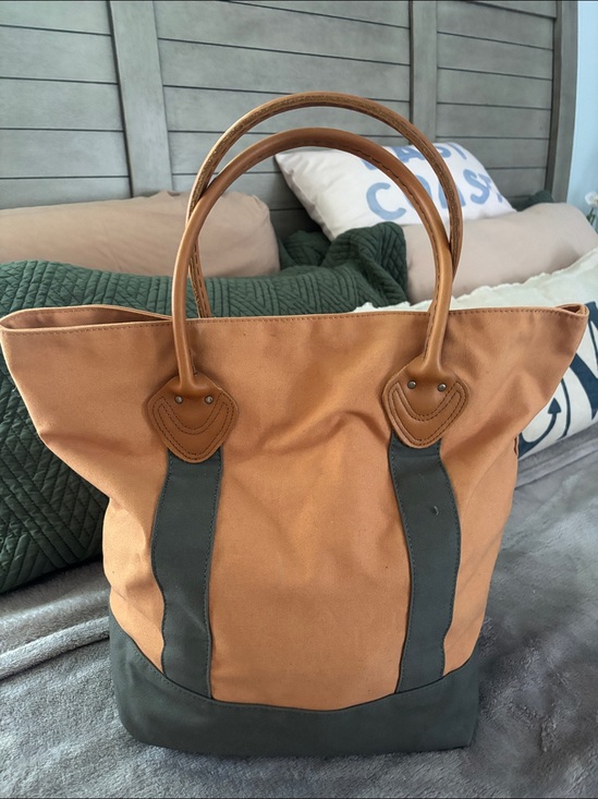 L.L. Bean Handbags - LL BEAN Boat & Tote Bag Full Grain Leather Handles vintage Khaki/Green